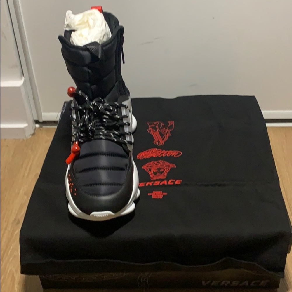 VERSACE chain reaction high top